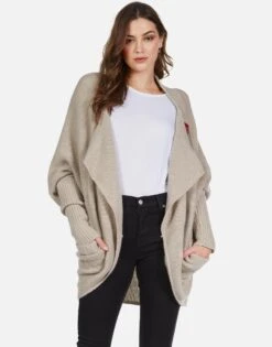 Daya Chain Heart Stars 12 Daya Chain Heart Stars -Lauren Moshi Shop 1323 CSM 32783P98 OTL chain heart stars cardigan lauren moshi 06