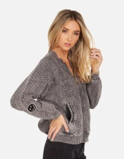 Sherine X Crystal Tiger Peace 14 Sherine X Crystal Tiger Peace -Lauren Moshi Shop 1490 QLT X2P183 BKMN 06