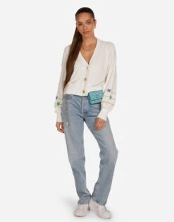 Camas Butterfly Charm Happyface 10 Camas Butterfly Charm Happyface -Lauren Moshi Shop 1555 FTL 25711 MLK 01