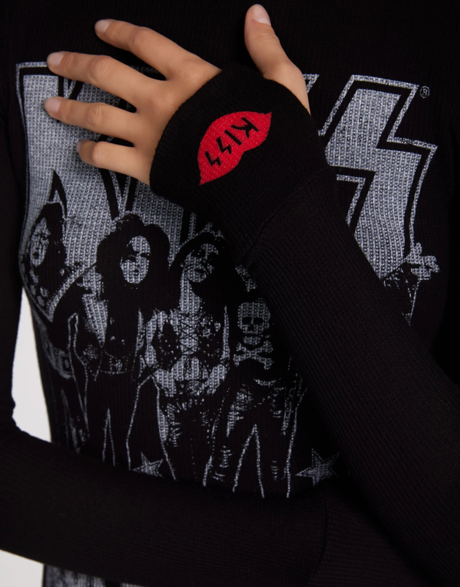 McKinley KISS Let Me Go 6 McKinley KISS Let Me Go - Image 4