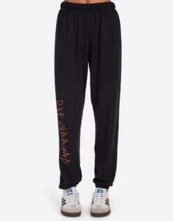 Tanzy Def Leppard High 'n' Dry -Lauren Moshi Shop 4031 MSF 15560 ONX 01