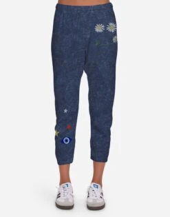 Alana Daisy Happyface