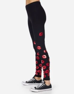 Shae Red Foil Scattered Lips -Lauren Moshi Shop 4064 HAC 34662 BLK 03